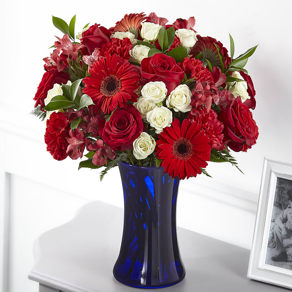 Hearts Embrace Bouquet – The Flower Basket, Hickory NC